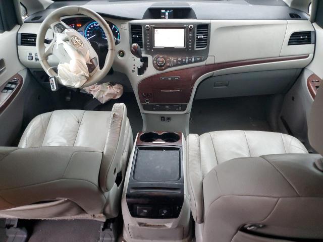 Photo 8 from auction – 2011 TOYOTA SIENNA XLE with VIN 5TDYK3DC5BS007142