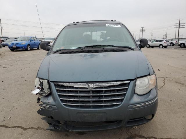 Photo 5 from auction – 2006 CHRYSLER TOWN & COU with VIN 2A4GP64L86R640273
