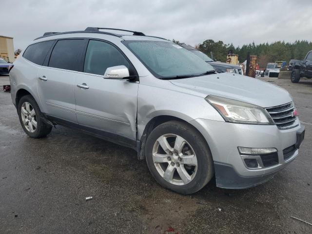 Photo 4 from auction – 2016 CHEVROLET TRAVERSE L with VIN 1GNKVGKD5GJ323295