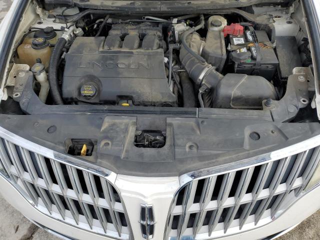 Photo 12 from auction – 2011 LINCOLN MKT with VIN 2LMHJ5FR3BBJ52522