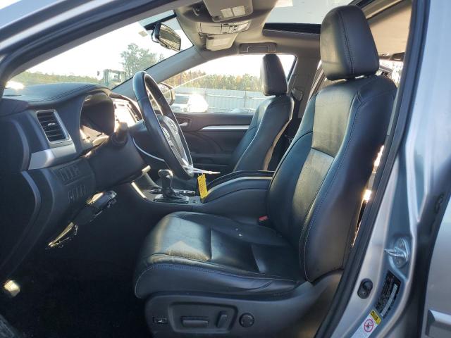 Photo 7 from auction – 2016 TOYOTA HIGHLANDER with VIN 5TDJKRFH8GS500933