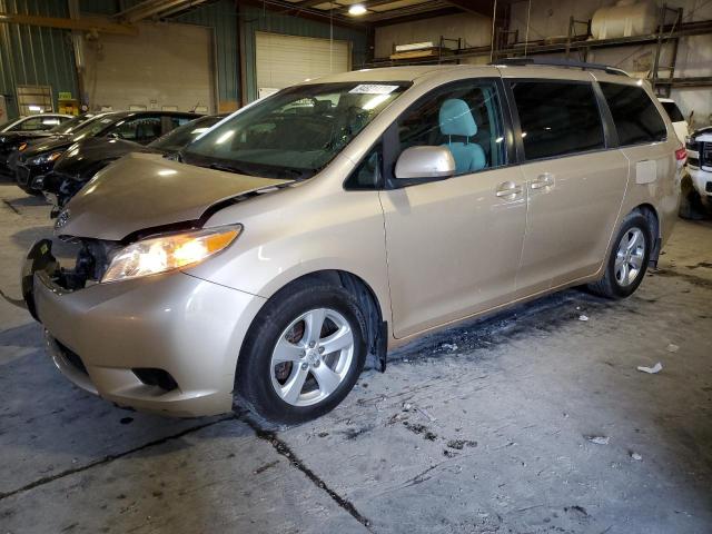 Photo 1 from auction – 2013 TOYOTA SIENNA LE with VIN 5TDKK3DC5DS388368
