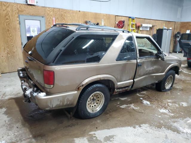 Photo 3 from auction – 2002 CHEVROLET BLAZER with VIN 1GNCS18WX2K222338