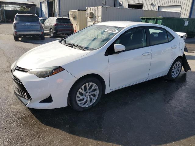 TOYOTA COROLLA L 2018 with VIN 5YFBURHE2JP755451 - Photo from auction
