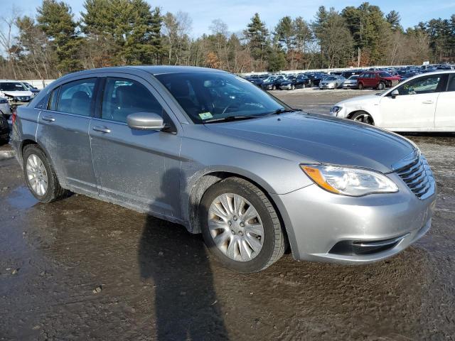 Zdjęcie 4 z aukcji – 2013 CHRYSLER 200 LX z VIN 1C3CCBAG0DN766187