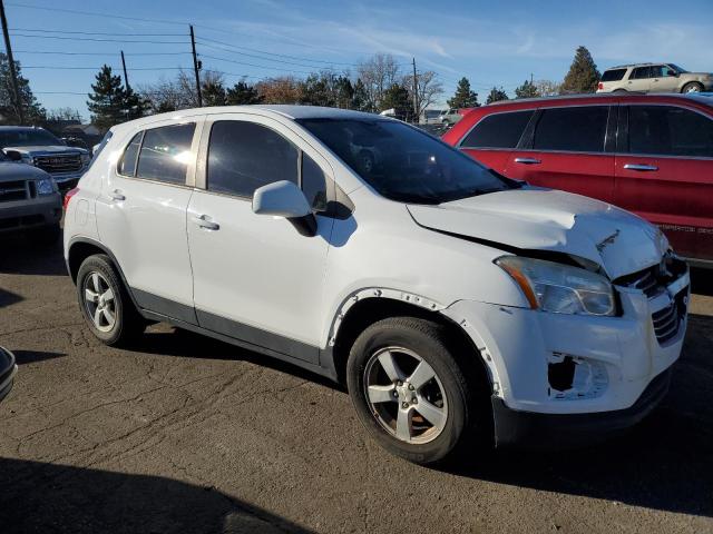 Фото 4 с аукциона – 2015 CHEVROLET TRAX 1LS с VIN 3GNCJPSB4FL252502