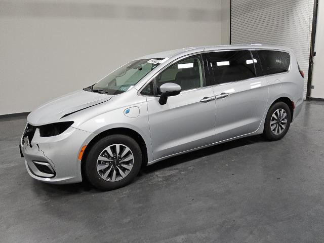 CHRYSLER PACIFICA H 2023 with VIN 2C4RC1L70PR626144 - Photo from auction