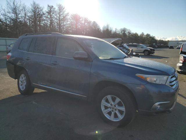 Фото 4 с аукциона – 2013 TOYOTA HIGHLANDER с VIN 5TDBK3EH2DS236039