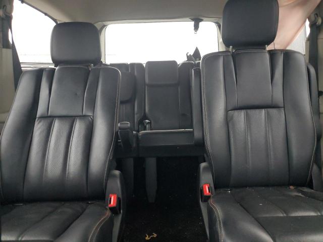 Photo 10 from auction – 2014 CHRYSLER TOWN & COU with VIN 2C4RC1CG2ER219438