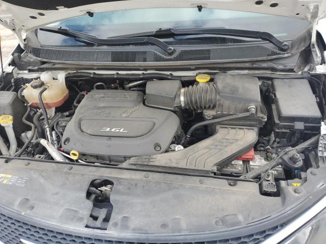 Photo 12 from auction – 2017 CHRYSLER PACIFICA L with VIN 2C4RC1GG2HR812148
