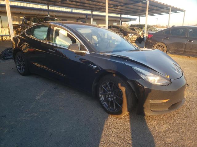 Photo 4 from auction – 2018 TESLA MODEL 3 with VIN 5YJ3E1EB3JF170032
