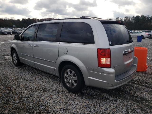 Photo 2 from auction – 2010 CHRYSLER TOWN & COU with VIN 2A4RR8DX3AR395019
