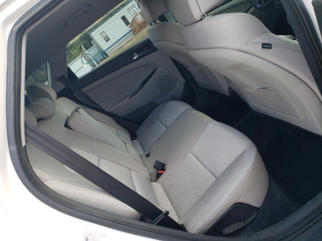 Photo 10 from auction – 2016 HYUNDAI TUCSON SE with VIN KM8J23A42GU110919