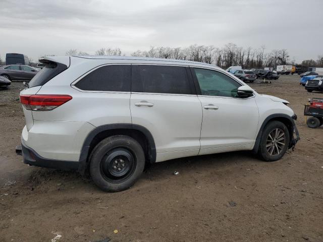 Zdjęcie 3 z aukcji – 2018 TOYOTA HIGHLANDER z VIN 5TDJZRFH0JS886556
