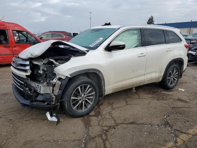 TOYOTA HIGHLANDER 2018 with VIN 5TDJZRFH7JS801793 - Photo from auction
