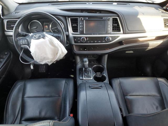 Photo 8 from auction – 2018 TOYOTA HIGHLANDER with VIN 5TDJZRFH8JS553179