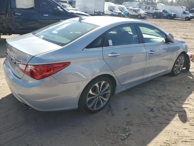 Zdjęcie 3 z aukcji – 2013 HYUNDAI SONATA SE z VIN 5NPEC4AB4DH724366