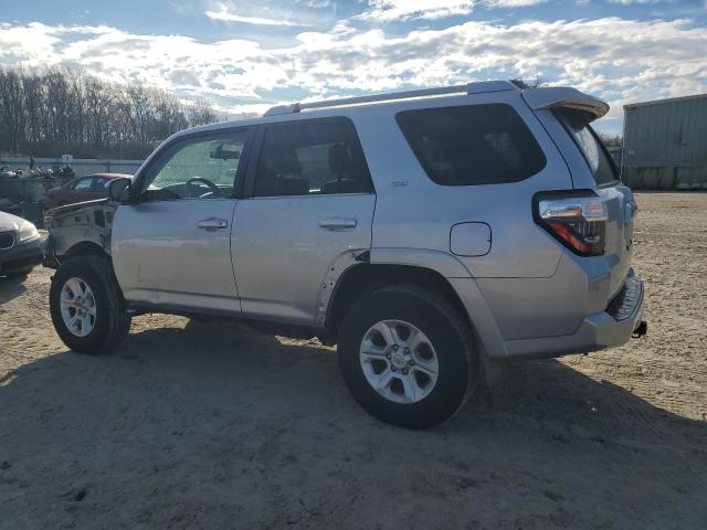 Photo 2 from auction – 2016 TOYOTA 4RUNNER SR with VIN JTEZU5JR7G5127259