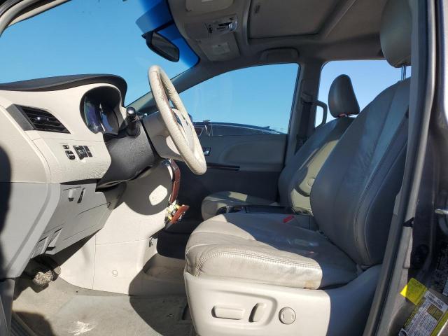Photo 7 from auction – 2011 TOYOTA SIENNA XLE with VIN 5TDYK3DC3BS149795