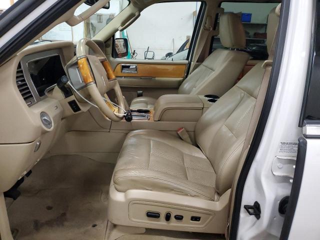 Photo 7 from auction – 2010 LINCOLN NAVIGATOR with VIN 5LMJJ2J51AEJ09720
