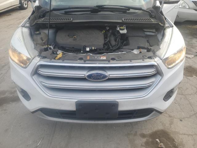 Photo 11 from auction – 2017 FORD ESCAPE SE with VIN 1FMCU9GD8HUD43282