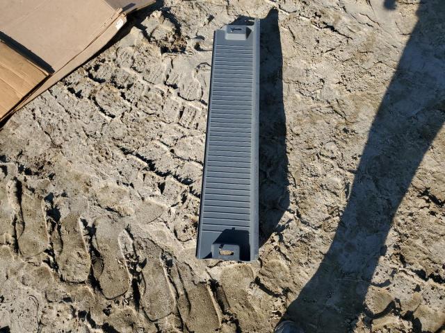 Photo 13 from auction – 2006 JEEP COMMANDER with VIN 1J8HG48N26C155767