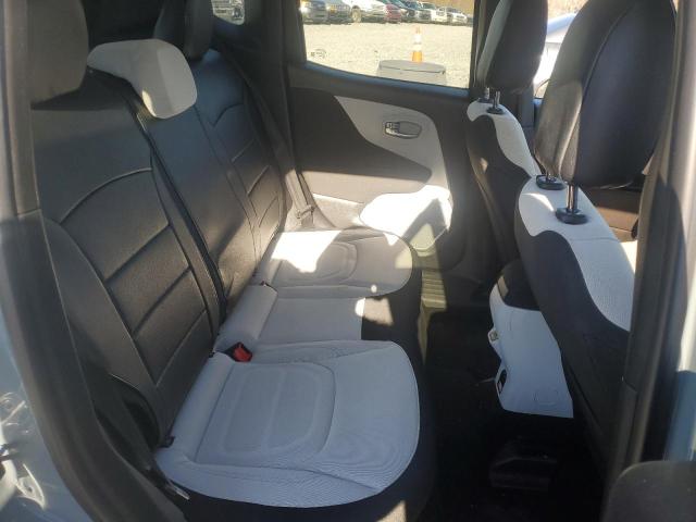 Photo 11 from auction – 2018 JEEP RENEGADE L with VIN ZACCJBBB4JPH30381