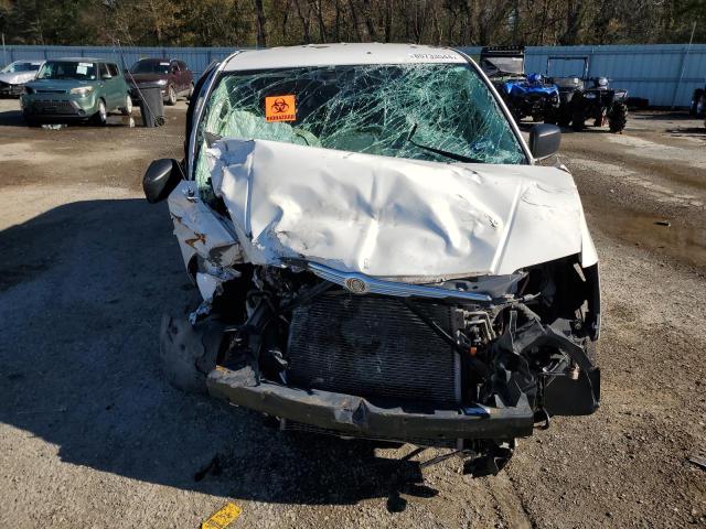 Photo 5 from auction – 2009 CHRYSLER TOWN & COU with VIN 2A8HR44E09R651226