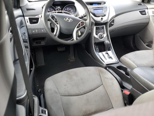Photo 8 from auction – 2012 HYUNDAI ELANTRA GL with VIN 5NPDH4AE4CH131712