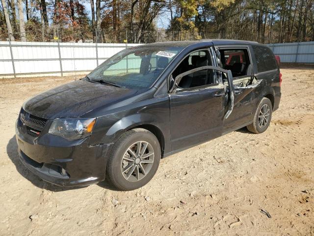 DODGE GRAND CARA 2018 with VIN 2C4RDGEG5JR282962 - Photo from auction