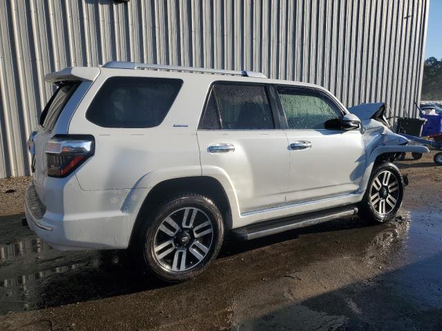Photo 3 from auction – 2014 TOYOTA 4RUNNER SR with VIN JTEBU5JR4E5175039