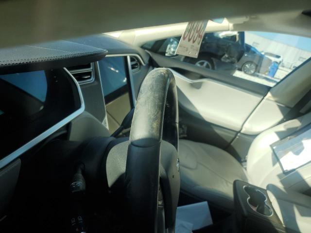 Photo 9 from auction – 2014 TESLA MODEL S with VIN 5YJSA1H14EFP29345
