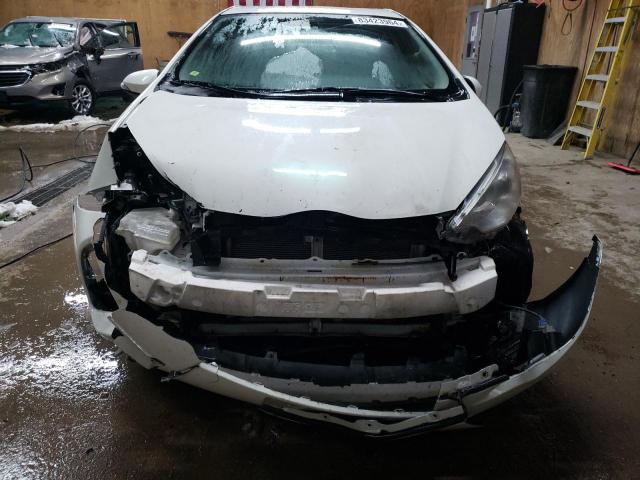 Photo 5 from auction – 2013 TOYOTA PRIUS C with VIN JTDKDTB37D1537437