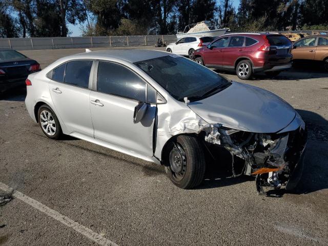 Photo 4 from auction – 2021 TOYOTA COROLLA LE with VIN 5YFEPMAE5MP216232