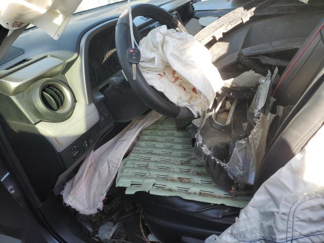 Photo 7 from auction – 2017 TOYOTA RAV4 XLE with VIN JTMRFREV4HJ108075