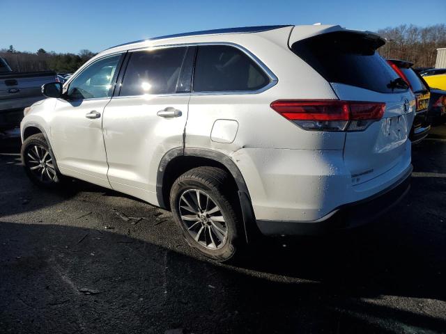 Photo 2 from auction – 2018 TOYOTA HIGHLANDER with VIN 5TDJZRFH7JS554484