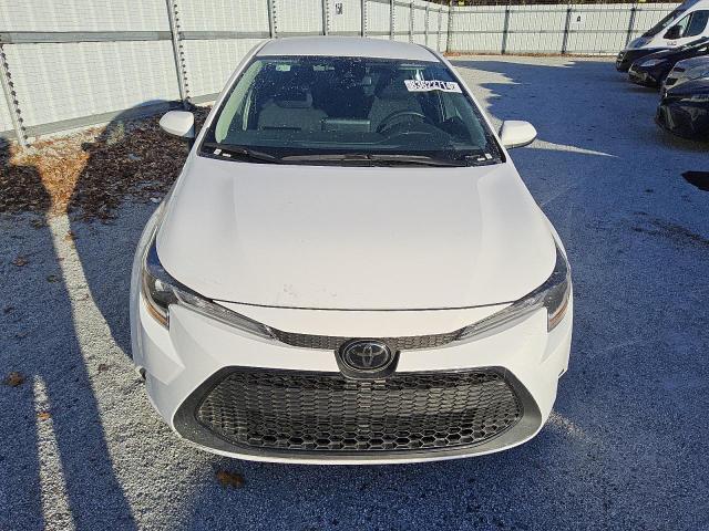 Photo 5 from auction – 2022 TOYOTA COROLLA LE with VIN 5YFEPMAE2NP371791