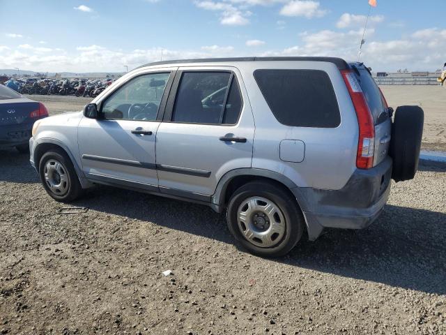 Photo 2 from auction – 2005 HONDA CR-V with VIN JHLRD68505C012561