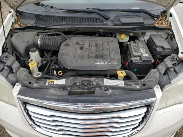 Photo 12 from auction – 2013 CHRYSLER TOWN & COU with VIN 2C4RC1CG4DR583486