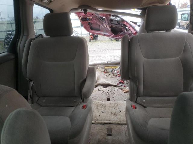 Photo 10 from auction – 2005 TOYOTA SIENNA CE with VIN 5TDZA23C85S295889