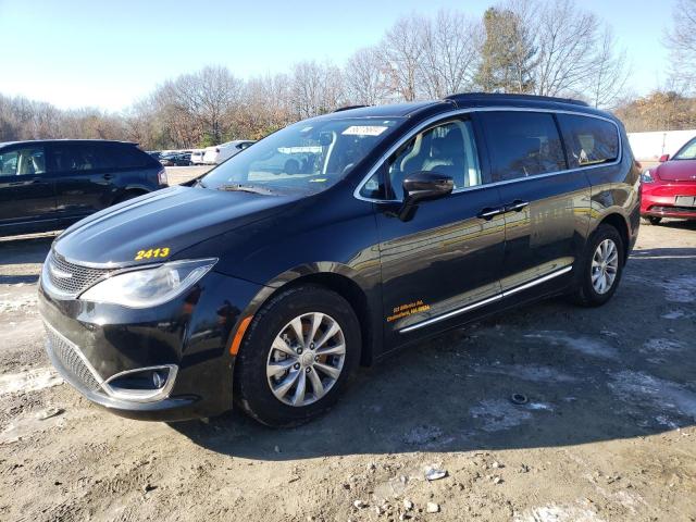 CHRYSLER PACIFICA T 2017 with VIN 2C4RC1BG0HR785619 - Photo from auction