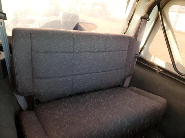 Photo 10 from auction – 2002 JEEP WRANGLER / with VIN 1J4FA49S52P703326