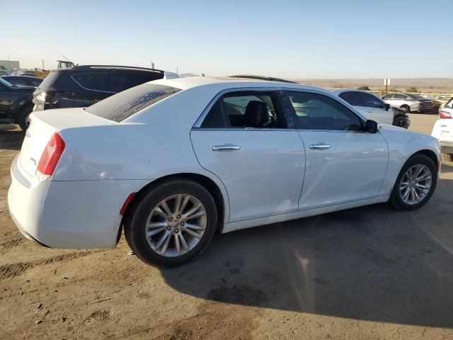 Photo 3 from auction – 2017 CHRYSLER 300C with VIN 2C3CCAEG8HH565298