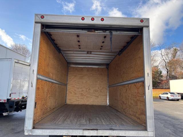 Photo 4 from auction – 2019 MERCEDES-BENZ SPRINTER 3 with VIN WDAPF4CD1KN020737