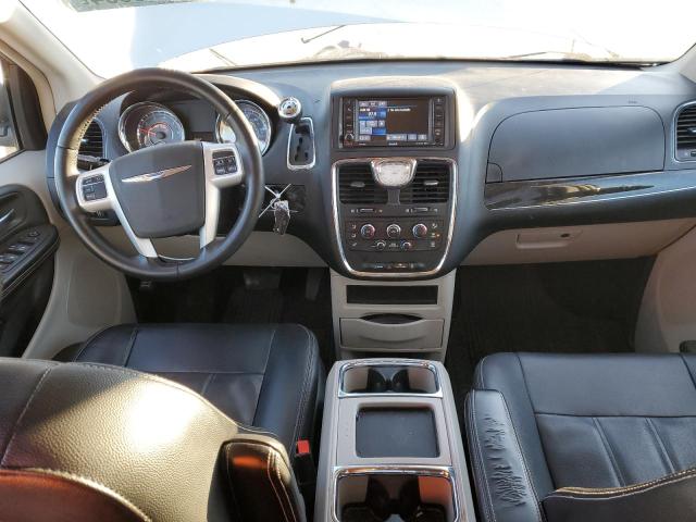 Photo 8 from auction – 2016 CHRYSLER TOWN & COU with VIN 2C4RC1AG2GR120950