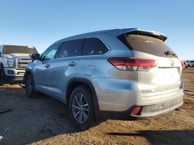 Photo 2 from auction – 2018 TOYOTA HIGHLANDER with VIN 5TDJZRFH2JS843823