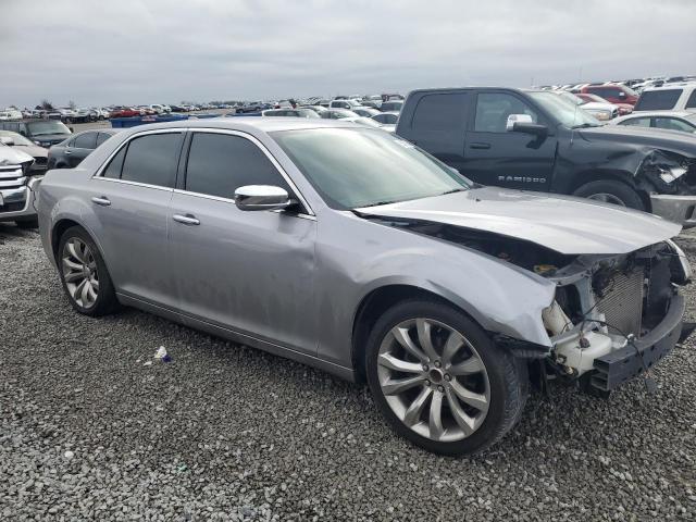 Photo 4 from auction – 2018 CHRYSLER 300 LIMITE with VIN 2C3CCAEG9JH193590