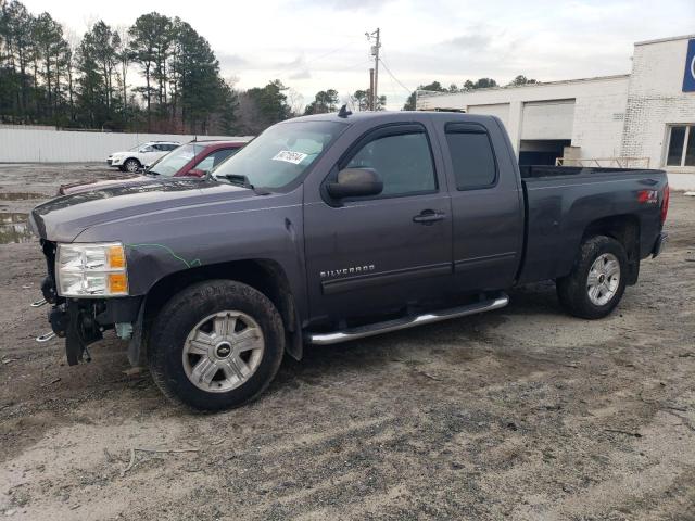 CHEVROLET SILVERADO 2010 with VIN 1GCSKSE32AZ135947 - Photo from auction