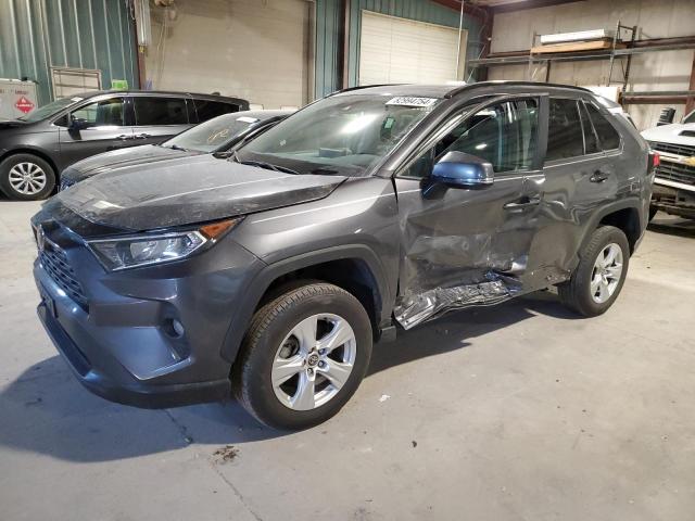 TOYOTA RAV4 XLE 2021 with VIN 2T3P1RFV5MC211832 - Photo from auction