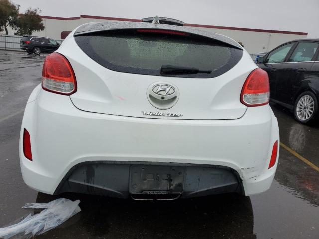 Photo 6 from auction – 2016 HYUNDAI VELOSTER with VIN KMHTC6AD4GU260702